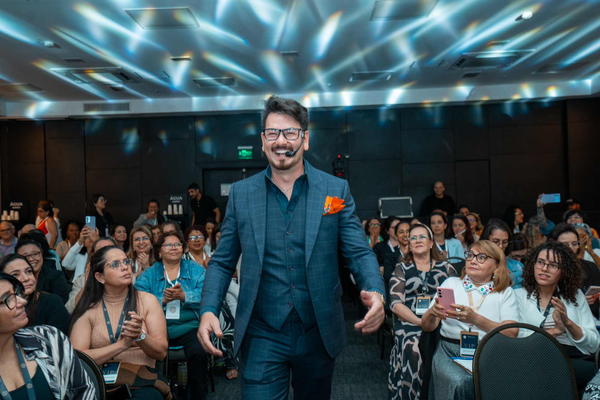 Palestras e treinamentos - O conhecimento que encanta e permanece.